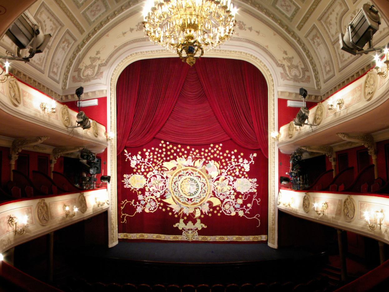 Teatrul Maria Filotti - o bijuterie arhitecturală a Brăilei